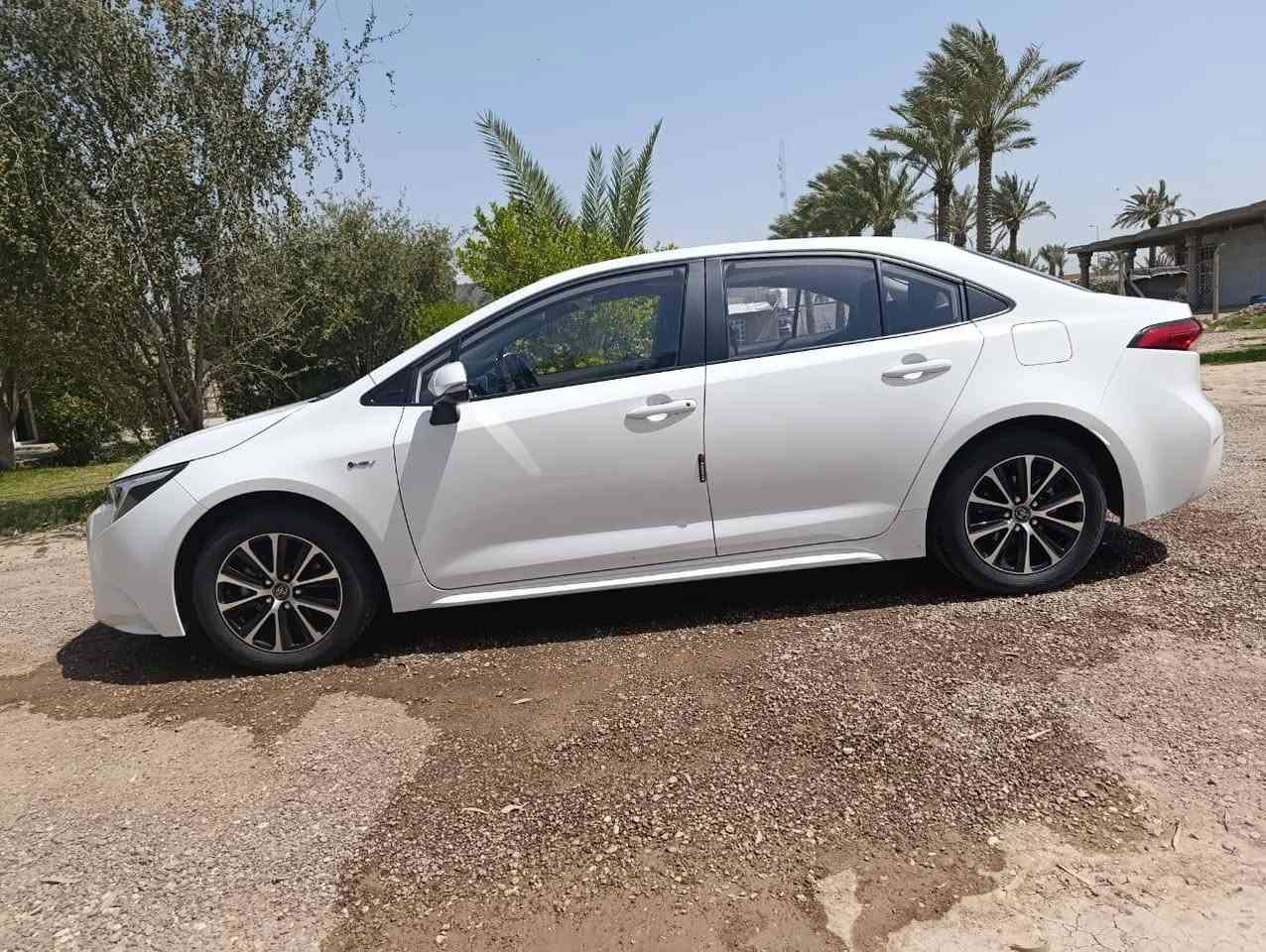 للبيع كورلا هايبرد موديل 24 العلامة السوداء الشكل الأمريكي كامل المواصفات كفالة عامة من الصبغ والتبديل ما عدا رصعتين بالباب امصلحات بي دي آر ماشية 40 السعر 143رقم الهاتف ***********
