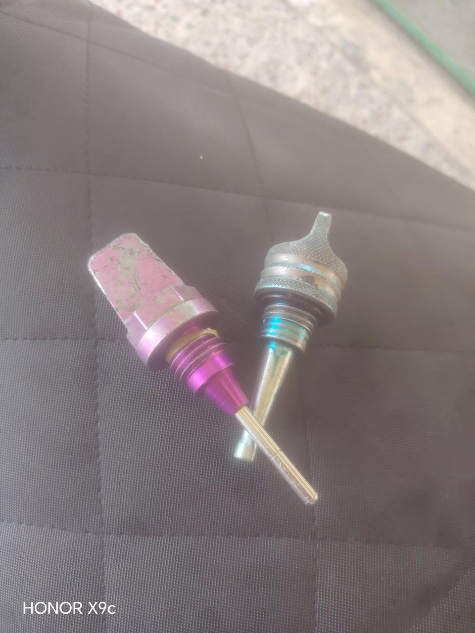 اغراض جبلي للبيع ملقط 10 زعانف بعشره الذيل بعشره يدات زوجين شلع ب 25 اصليات سدادات مال شاصي 15 اصليات طلاعات و15 قطره مال دهن الوحده بعشره مكاني  بغداد يوجد توصيل ***********
