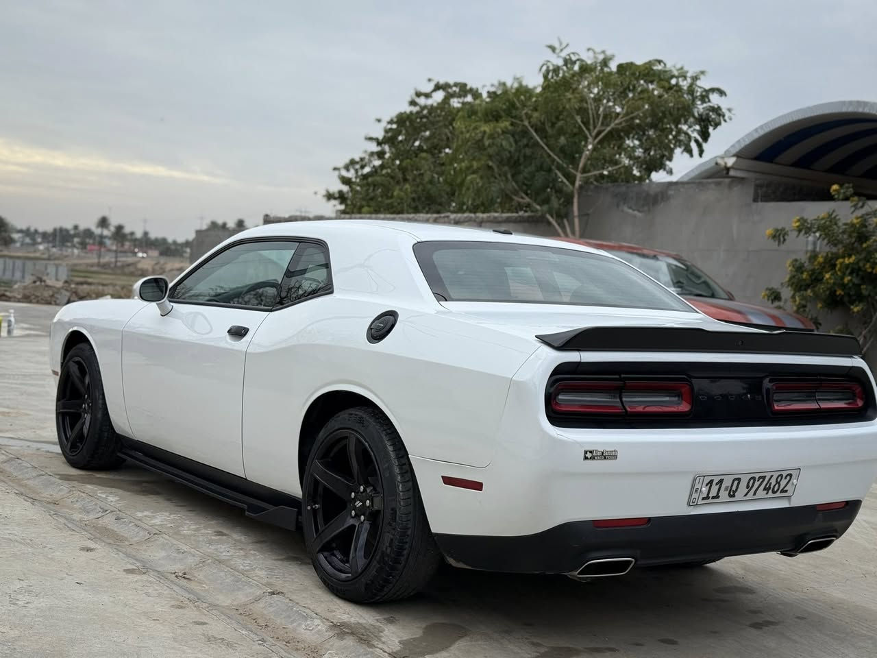 السلام عليكم 
جالنجر موديل 23 للبيع - السعر ( 210 ) وبيك خير وادلل 
مواصفات SXT 
ماشية 23 الف ميل
ضررها جامرلغ خلفي 
طلع بيها كلير صفحه الضربه ( رش بدون معجون )
مكان السيارة ديالى - بعقوبة
اي استفسار ثاني الخاص موجود وهذا رقمي وواتس اب موجود
***********
