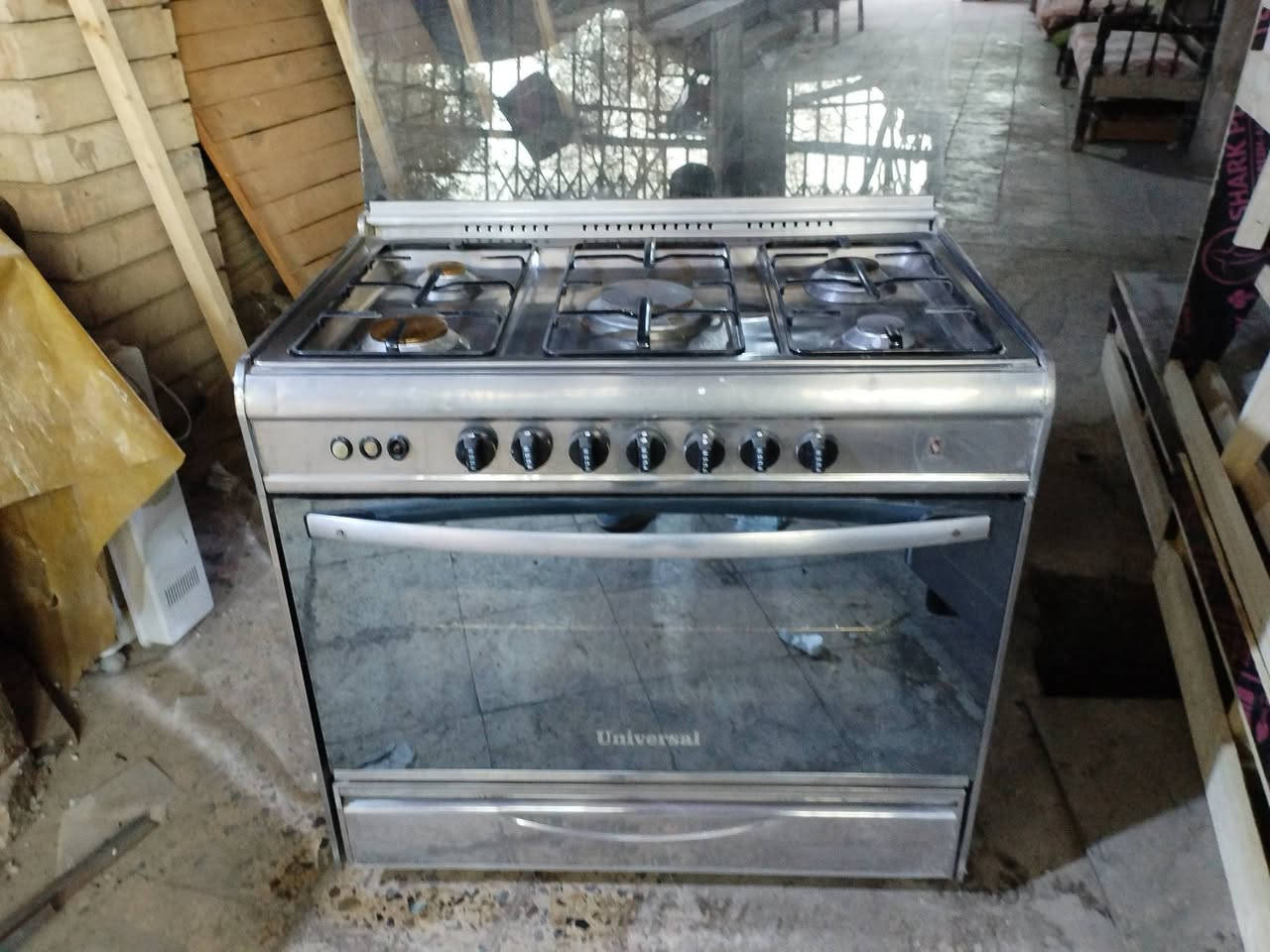 سلام عليكم
طباخ مصري للبيع نوع يونيفيرسل طباخ جاهز خمس عيون وفرن السعر 190 اخواني رجاء سعر ثابت غير قابل للتفاوض قفل من الاخير لحد يعاملني *********** @إشارة
