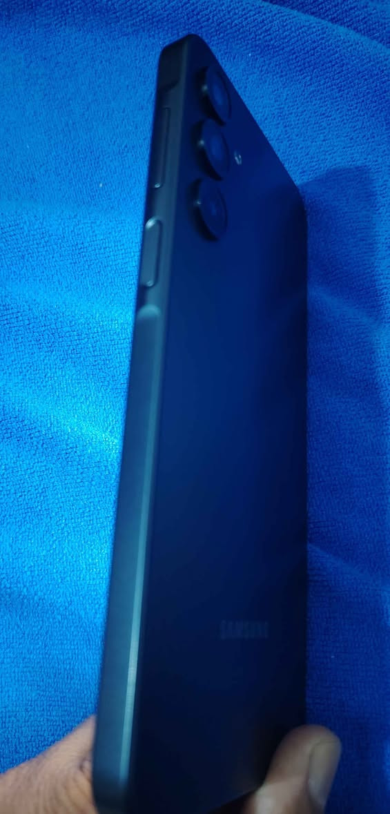 samsung .A16
ram.8 g
room 256g
جهاز اندرويد 16 نظيف جدا جدا 
فقط جهاز بدون ملحقات سعر المطلوب 170الف 
مكاني كربلاء  قرب مستشفى الكفيل 
مرازس بجهاز هم يرهم كربلاء, العراق


**إذا كنت صاحب هذا الإعلان وتريد حذفه لأي سبب، رجاءا أرسل رسالة إلى الدعم الفني**