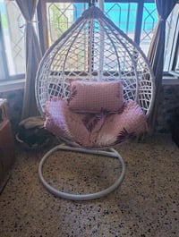 ١٠٠ • كراسي • بيها مجال