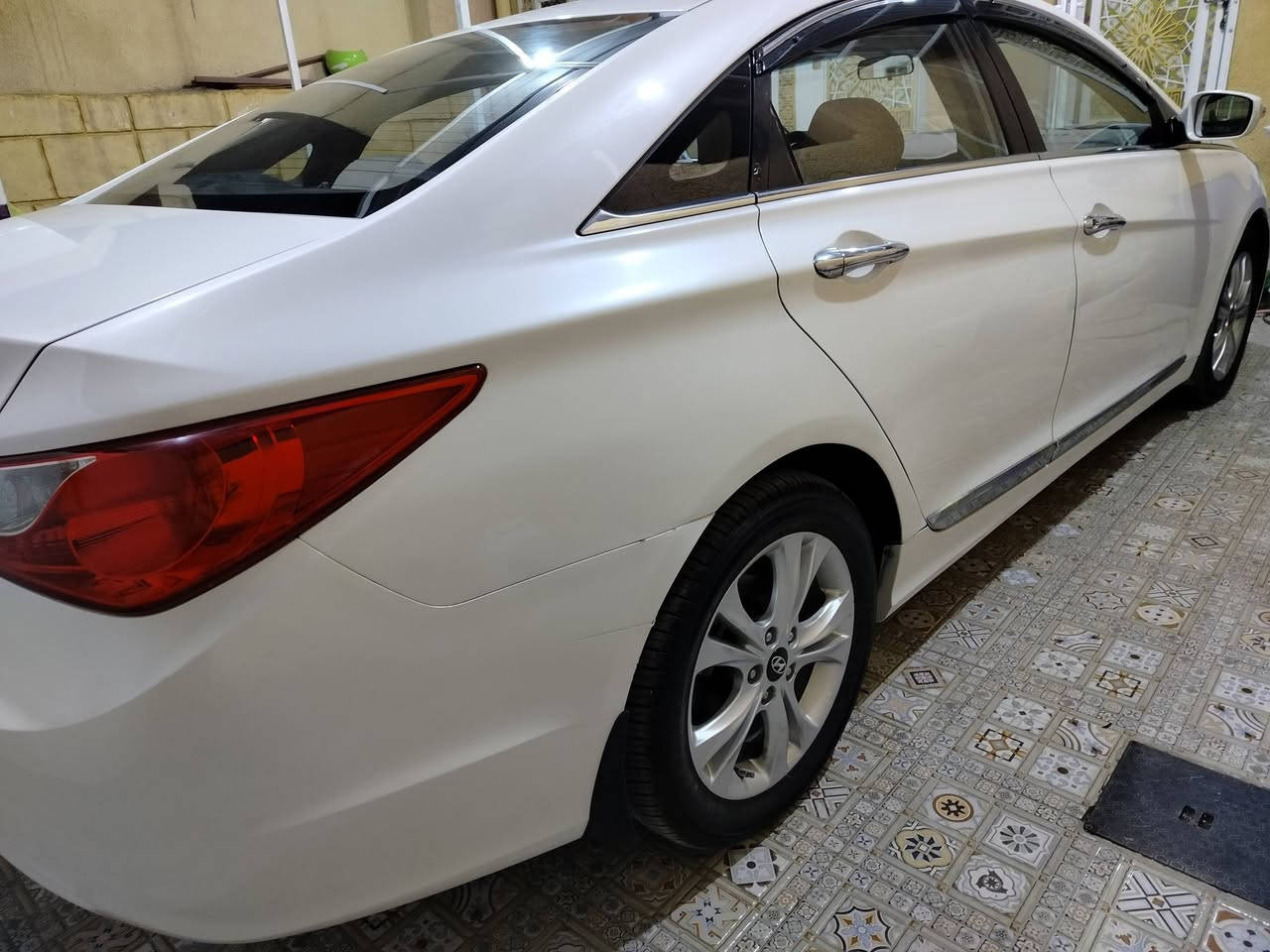 سوناتا 2011 جاهزه من كلشي رقم واسط الدولي السعر 120 وبيها مجال بسيط والسونار مرفق مع الصور  للاستفسار الاتصال على الرقم ‏‪‏‪***********‬‏
