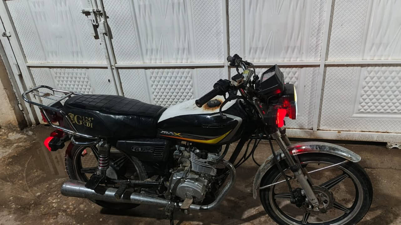 السلام عليكم
سيفان موديل 2021 

كهربائيات شغاله كله شرط 

المكان بيجي شارع المصرف 

الاستفسار ***********
