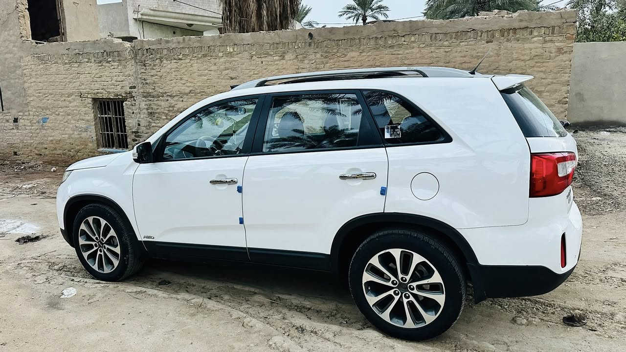 السعر 188 قابل للتفاوض اقرأ التفاصيل واتصل وبيك خير *********** المكان بابل
كيا سورنتو 2014 كويتي 
 واحد عل واحد
كفاله عامه من التبديل والصبغ
رقم بغداد الجديد 
تحويل مباشر بسمي
مواصفات 
🔥🔥🔥
شاشه بلاديه 
شاشه ترحيب  اريل نفكيشن
يدات نيكل بلادي 
منظومه زنون بلادية 
لدات امامي خلفي علامه سورنتو بالدوسه 
مري جانبيه شفط كهربائي 
كشنات  جلد ماروني
 بصمه تشغيل +بصمه ابواب 
أشاره ترحيب باليدات عند الاقتراب 
كشنات كهرباء عدد 2 
حساسات امامي وخلفي 
لايت زنون عدسه بلادي
انظمه قيادة 
حجم محرك 6سلندر
تحكم ستيرن 
كروز سرعه (تحكم سرعه بالستيرن) 
3قطع تبريد 
🔥🔥🔥🔥
سبعه راكب  صندوق بصمه
عدادالكتروني مو عادي
بانوراما مو حديد 
بردات خلفيه بلادي 
جام اتو +حاكيه بلوتوث 
ويل كروم بلادي 
فور ويل
🔥🔥🔥
السونار مرفق بلصور
السياره فقط مفتوح كازكت على ايدي
شغل درجه اولى+ ادامه كامله للمكينه 
غسل وتنظيف من رواسب الدهن
كير كفاله
