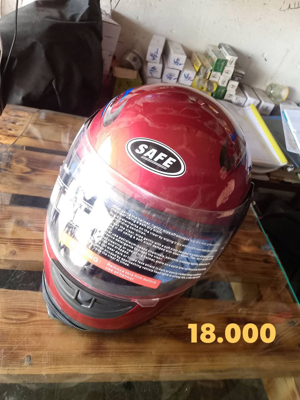 خوذه دراجه جديد درجه اولئ بسعر تنافسي السعر علئ كل صوره
***********
الخالص هبهب
