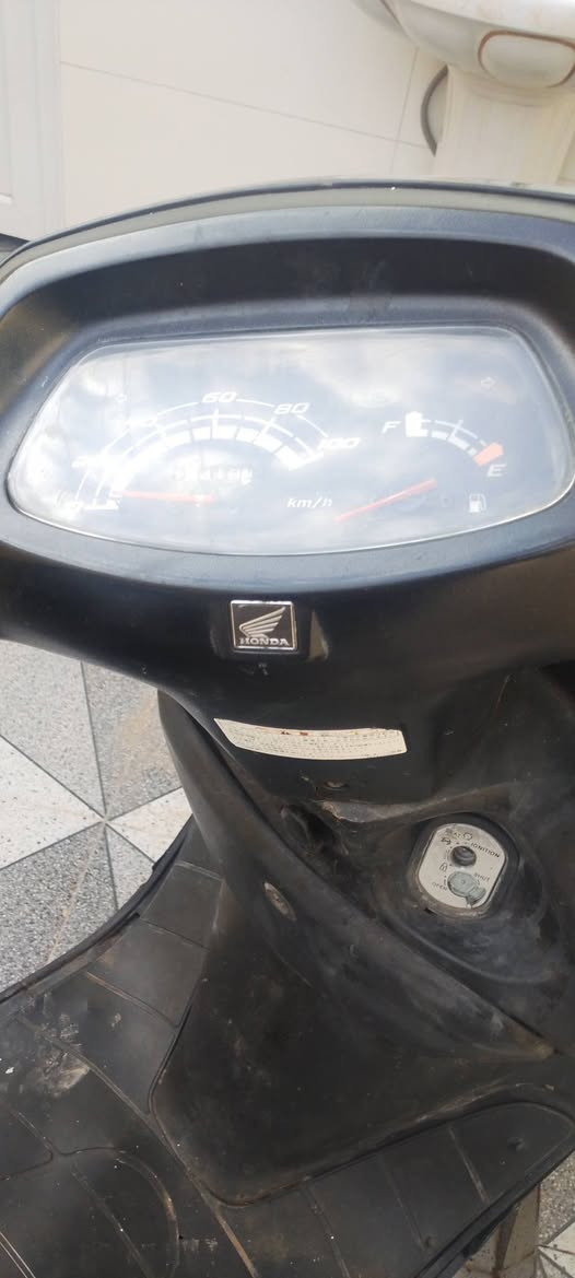 السلام عليكم سبيسي ياباني للبيع دراجه جديده وكله شغال قفل صندوق قفل ستيرن كهربائيات كلهن شغالات سلف وهندر مكينه ناعمه شلعه معدل كفرات أبو الختم العنوان واسط خاچيه للاستفسار الاتصال على الرقم التالي ***********
