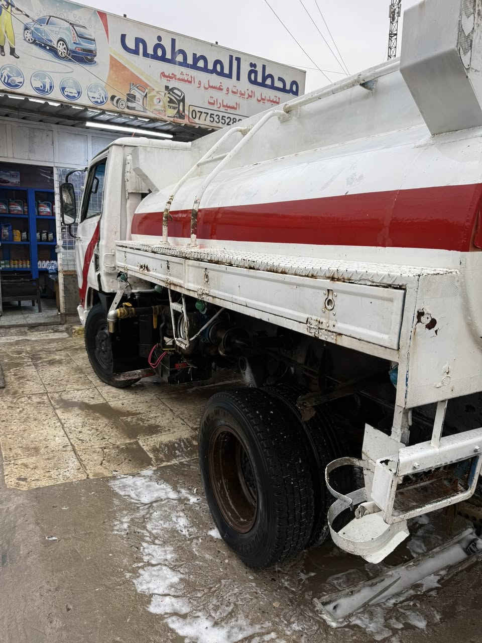 تنكر حوضيه وقود للبيع ٣٣٠٠ ارقام او سنويه جدد العنوان بغداد بلديات السعر ٥٠. ***********
