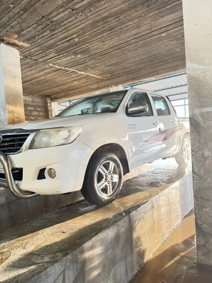 #للبيع سيارة تيوتا موديل 2012  گير عادي بأسمي وكلشي مكفول نظيفة
#السعر 170 ورقة الشراي يتصل على رقم ***********
#العنوان كركوك _الحويجه
