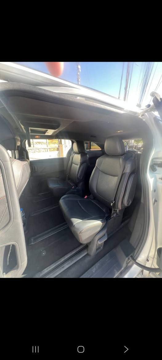 السلام عليكم من رخصت الادمن المحترم تيوتا سينا هايبرد موديل 2023 فول مواصفات XSE فور ويل دبل ماطور المرغوب وبيه بعد مواصفات  هواي شاشت عرض خلفيه كشنات مفصواله كعدهVIP السياره حادثه دعاميه فقط الايرباكات طاكه السياره حلوه جديده سعر السياره ٣٢٥ وبيه مجال او مراوس حسب للستفسار الاتصال عله الارقام 

***********
***********
