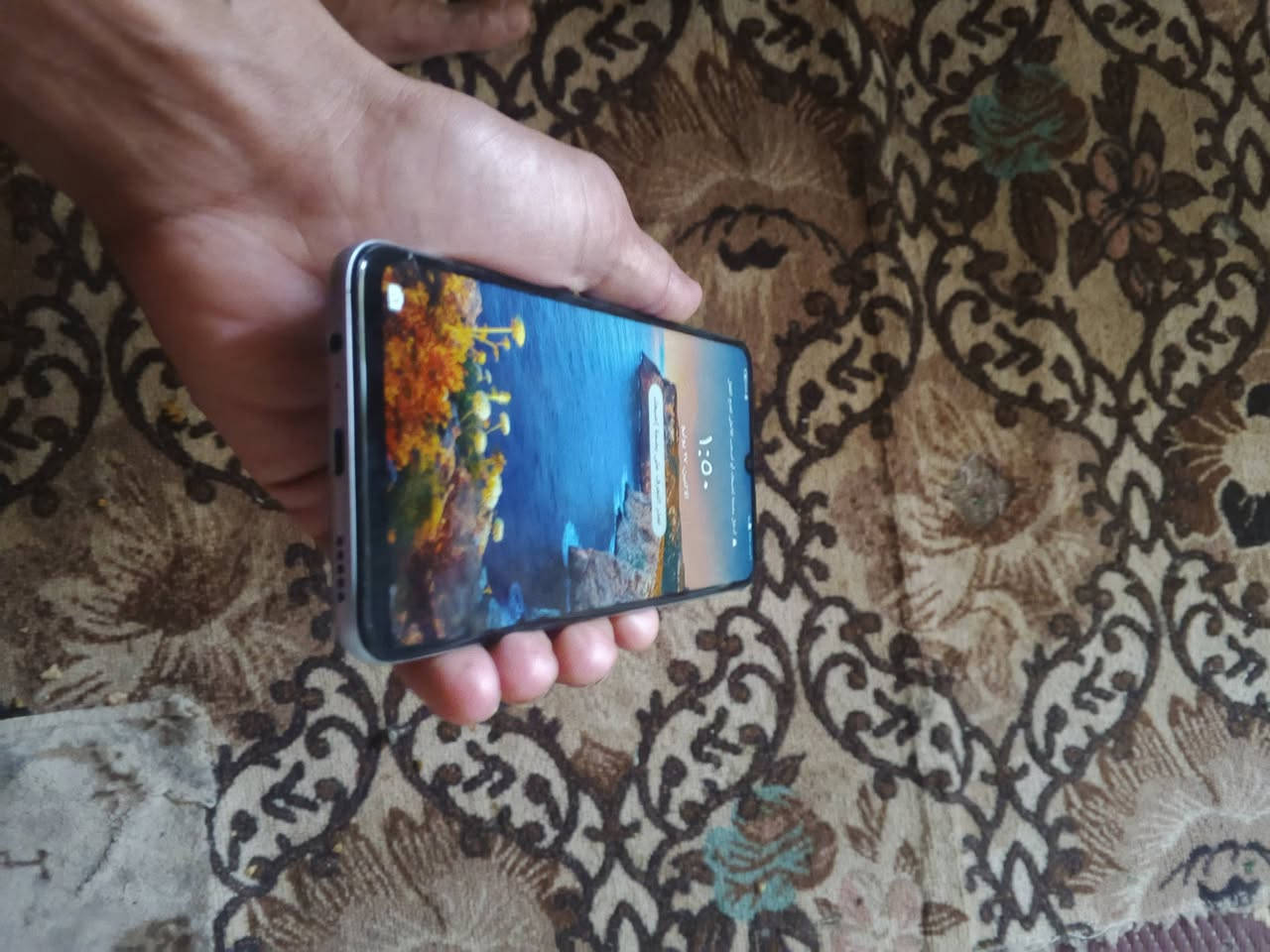 سلام عليكم جهاز للبيع سعر ب125وبي مجال جهاز كلش نضيف ضاكره 128عشوايه 8شغل فيرم 60بوبجي مكاني ديوانيه مركز هاذه رقمي ***********
