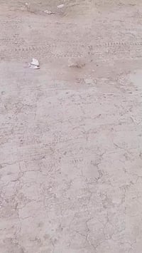 قطعة أرض للبيع مساحة 73م واجهة 10 وفرعها عريض البلديات الظباط الثانيه ...