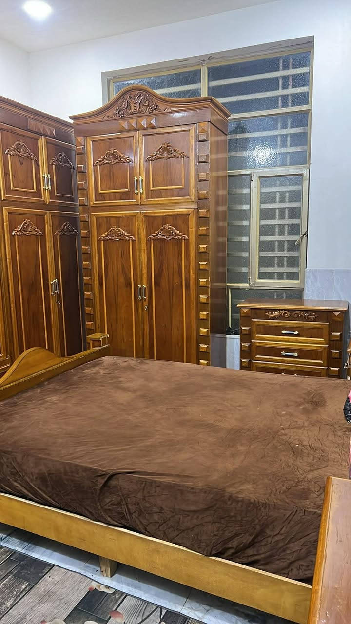 للبيع غرفة نوم درجه اولى داخل وخارج صاج 6 باب ملحق مع هدايه دوشك جديد وطابوريه وشازلون


**إذا كنت صاحب هذا الإعلان وتريد حذفه لأي سبب، رجاءا أرسل رسالة إلى الدعم الفني**