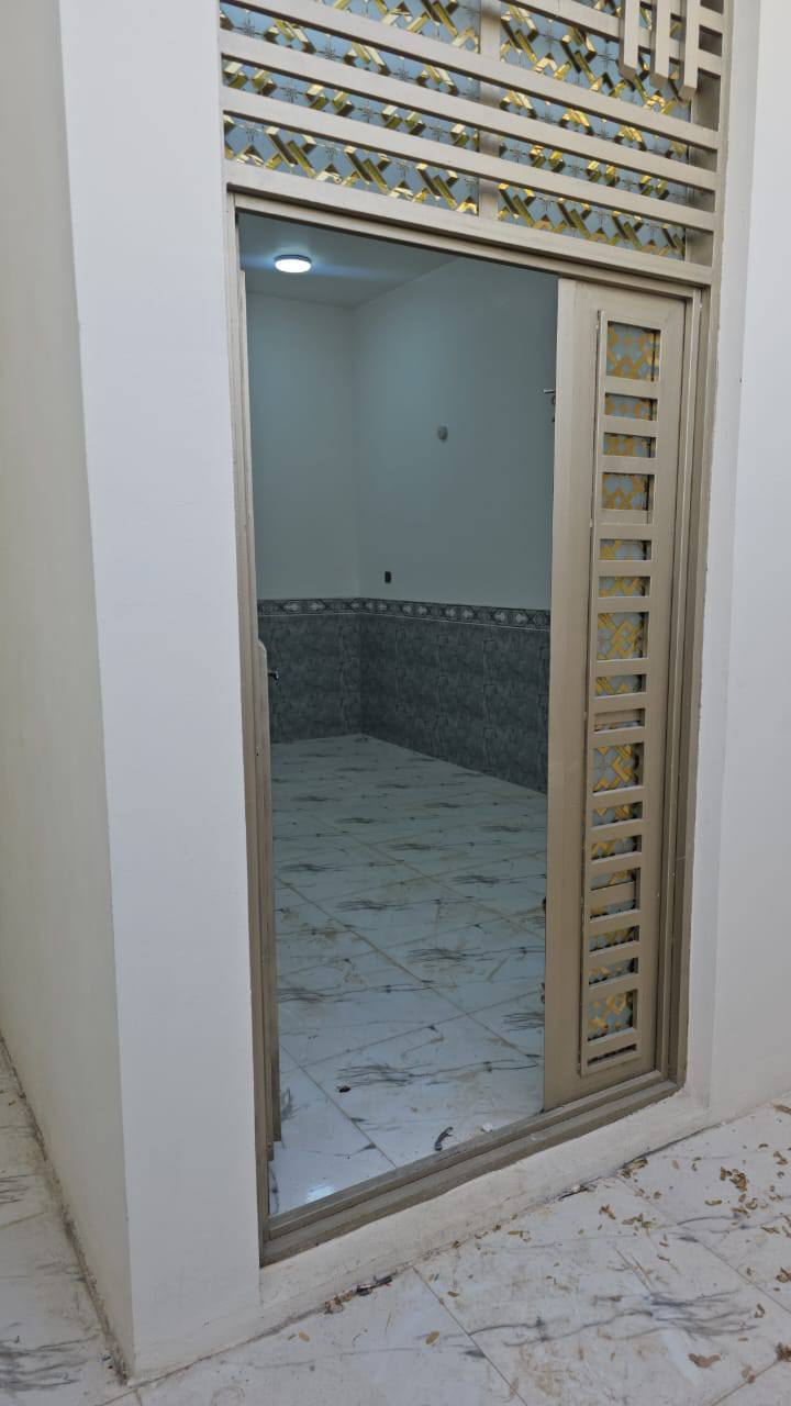 بيت للرهن السعر 25مليون 
100 متر 
الموقع 📌 نجف حي النداء
شارع المكاتب قرب مدرسة بلادي 
خدمات كامله..
يحتوي على غرفة وصالة ومطبخ واستقبال وصحيات داخلية وخارجية.. 
تانكي سخان خط مولده وماطور مي
ستفسار ***********
