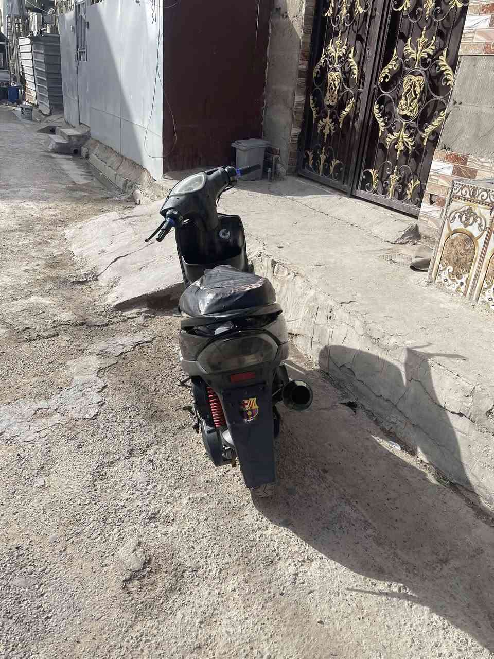 السلام عليكم عندي هاي العدله نضيفه كلش صارلها سنه من نزلت من الرمبه الدراجه بيها كلچات رياضيه جايه وياها يابانيه بيها سلف رياضي نكره بيها راجز رياضي بيها وياله نوادر بيها صالنصه توبو ٧ الوان الدراجه شلعه ومعدل ونعومه  العنوان بغداد الحريه الدولعي السعر ٨٢٥ قفل مال جناي 🩷


**إذا كنت صاحب هذا الإعلان وتريد حذفه لأي سبب، رجاءا أرسل رسالة إلى الدعم الفني**