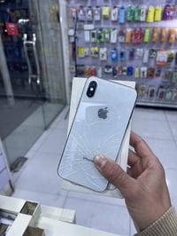 آيفون X • ٢٥٦ • البصمة متوقفة