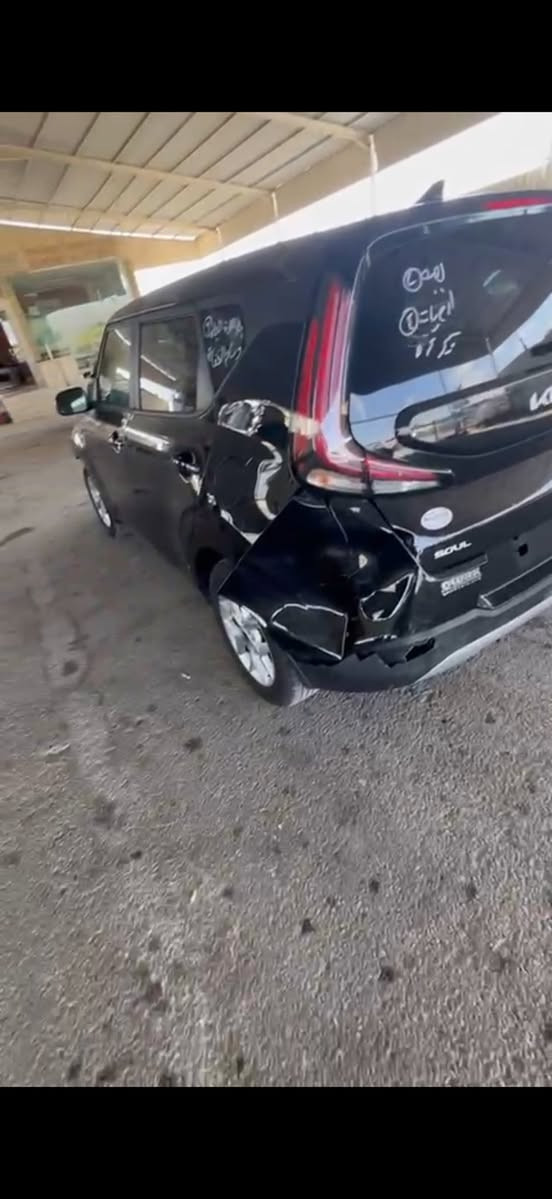 كيا صول وارد امريكي موديل 2024 محرك 2000 دوش ماشيه 8.000 الف موصفات فول عده الفتحه بصمه وشاشه جبيرة  كرسي كهرباء رادارات امامي خلفي وبل مري نضام سبورت توقف ذاتي تشغيل عن بعد تحديد مسار موصفات كلش حلوه بيه 
السيارة بدون دواخل كفاله عامة من الصبغ والتبديل حته الحدادية
بدون ايرباك  
التواصل والاستفسار *********** 
 ملاحضه سياره حاليا ب عمان تريده حره او شهداء 5 ايام وتوصلك لبغداد بعد الاتفاق
مكاني بغداد الحبيبية
