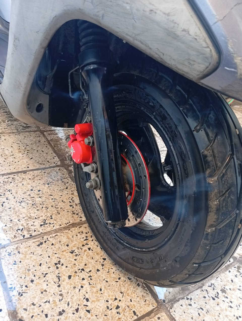 سلام عليكم دراجه بريز رنبا كامله مكان امين الثانيه سعر 750 /***********
