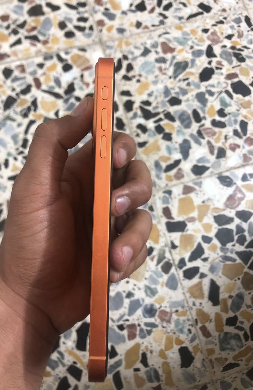 سلام عليكم ايفون اكس اس ماكس ذاكرة 256 كيكا محور 17 تحوير كامل مبدل بطارية نوعية زينة  100 + فيس ايدي واكف + كامرة الخلفية متشتغل باقي جهاز نضيف شاشة بلادية 
مكان بغداد  سعر 225 الف 
***********
