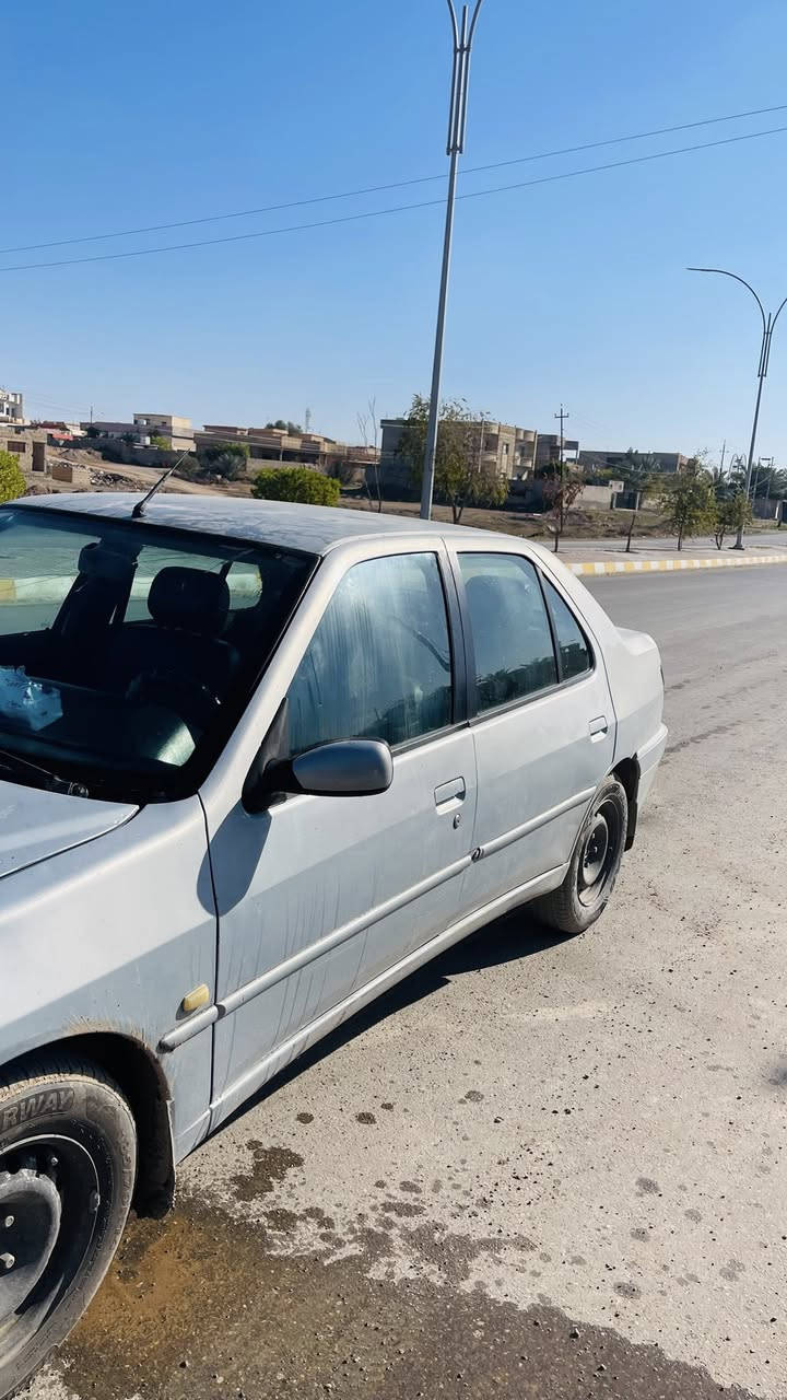 للبيع 
بيجو ٣٠٦ موديل ٢٠٠٢ 
حره رقم اربيل باسمي 
كير محرك شرط 
خارجها كما موضح في الصور 
السعر ٤٥ وبيها مجال 
اي استفسار اتصل ع الرقم ما متواجد ع الفيس 
***********
