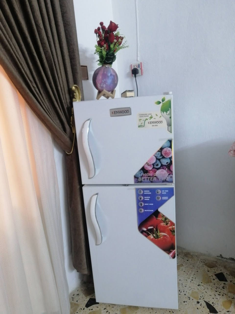 للبيع ثلاجة كينوود (KENWOOD) أصلية بحالة ممتازة 🍏🍅
​الموديل: KN-900
​الحالة: نظيفة جداً وشغالة 100% (تجميد وتبريد قوي، ومحافظة على نظافتها من الداخل والخارج).
​ تصميم عملي بابين، موفرة للطاقة، صوت هادئ ومحرك قوي.
​العنوان [ديالى بعقوبه التحرير خلف الحسينيه]
​السعر: [200 "قابل للتفاوض بالمعقول"]
للإستفسار الاتصال على الرقم
***********
