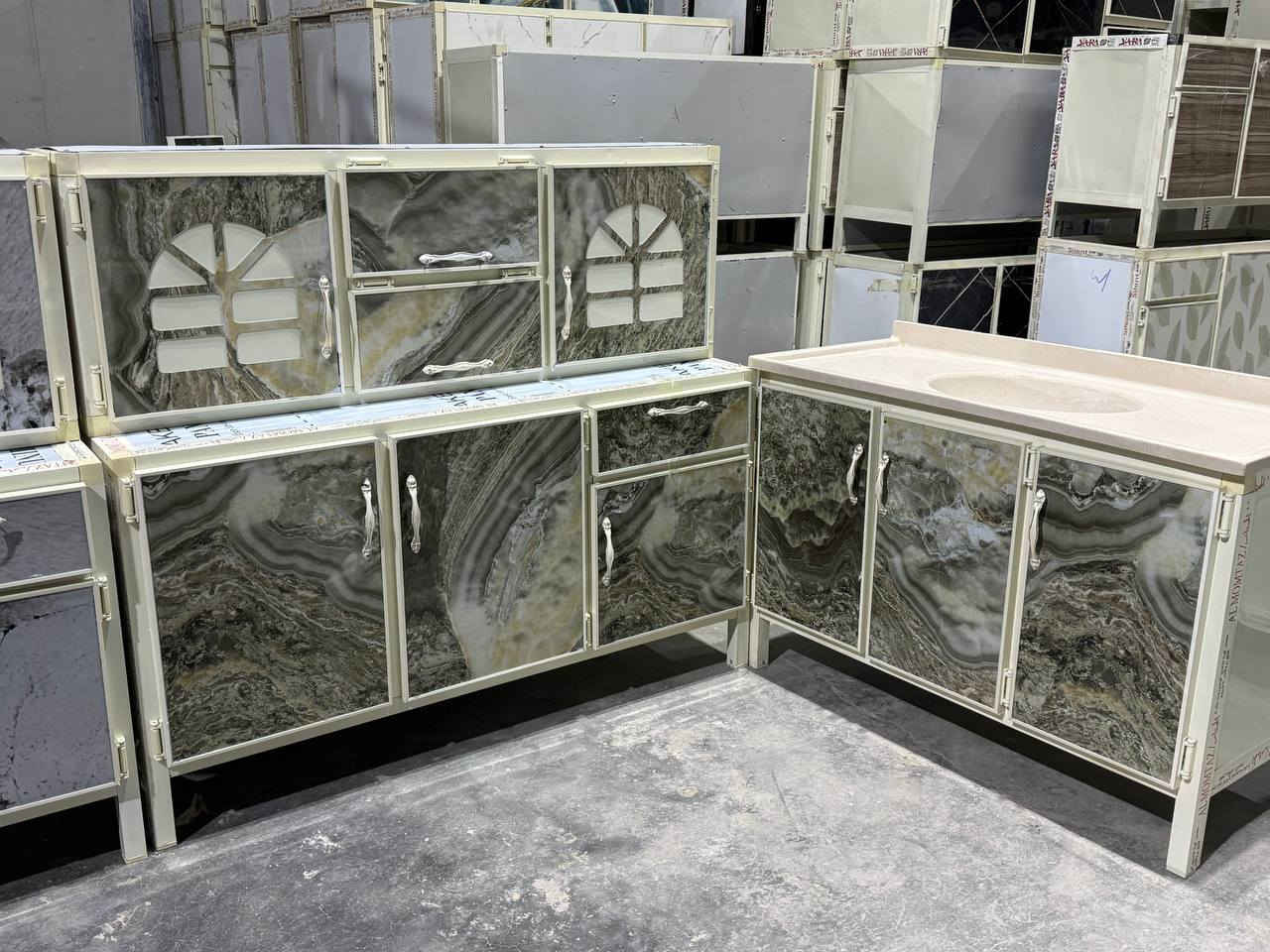 كاونتر قياس متر ونص ارضي وملحق 
والسنك متر و 20 مرمر 
السعر  200 الف 😊


**إذا كنت صاحب هذا الإعلان وتريد حذفه لأي سبب، رجاءا أرسل رسالة إلى الدعم الفني**