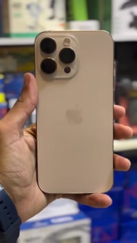 آيفون ١٦ برو ماكس • ٢٥٦ • بطارية ٨٧%