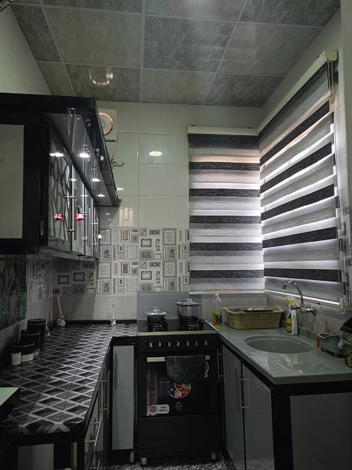 بسم الله الرحم الرحيم
سند طابو قرار تمليك
دار للبيع🏡
الموقع الانتصار قرب الحصو والرمل🌍
سند طابو قرار تمليك
المساحه 100متر 5*20✅
يحتوي الدار على... 
⭕غرفه نوم
⭕مطبخ
⭕استقبال
⭕هول
⭕صحيات داخل خارج
⭕كراج
⭕بيتونه

للاستفسار :
*********** 
***********
