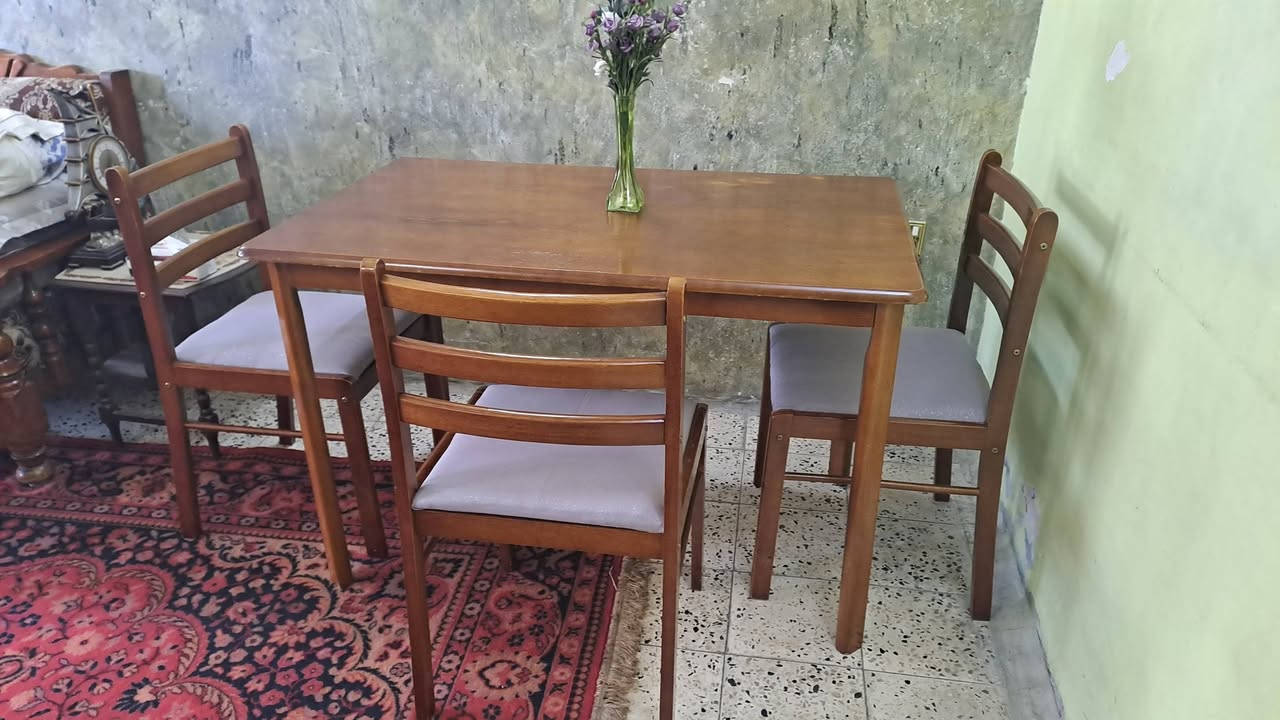 ميز طعام ٣ كراسي خشب صاج قياس ١١٥×٧٠ سعر ١٢٥ الف


**إذا كنت صاحب هذا الإعلان وتريد حذفه لأي سبب، رجاءا أرسل رسالة إلى الدعم الفني**