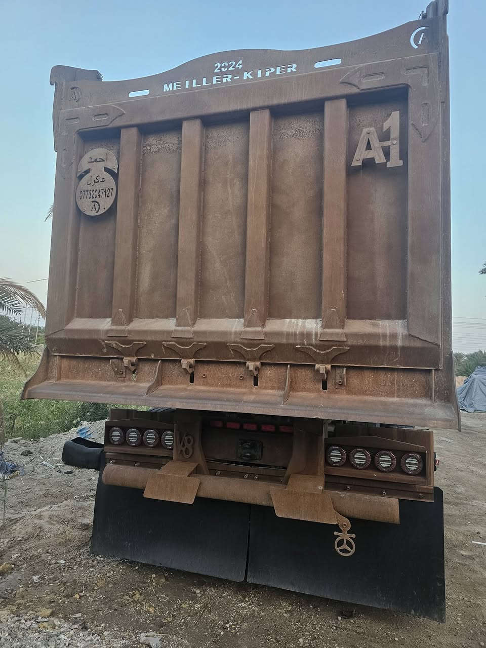 مقطوره للبيع 2024 تخم تاير جاهزه للعمل كهربائيات بالوني اصلي طول750ارتفاع155حداد احمد عاكول تفصال العماره (السعر325)وبيهامجال مكانها ميسان للاستفسار ***********
