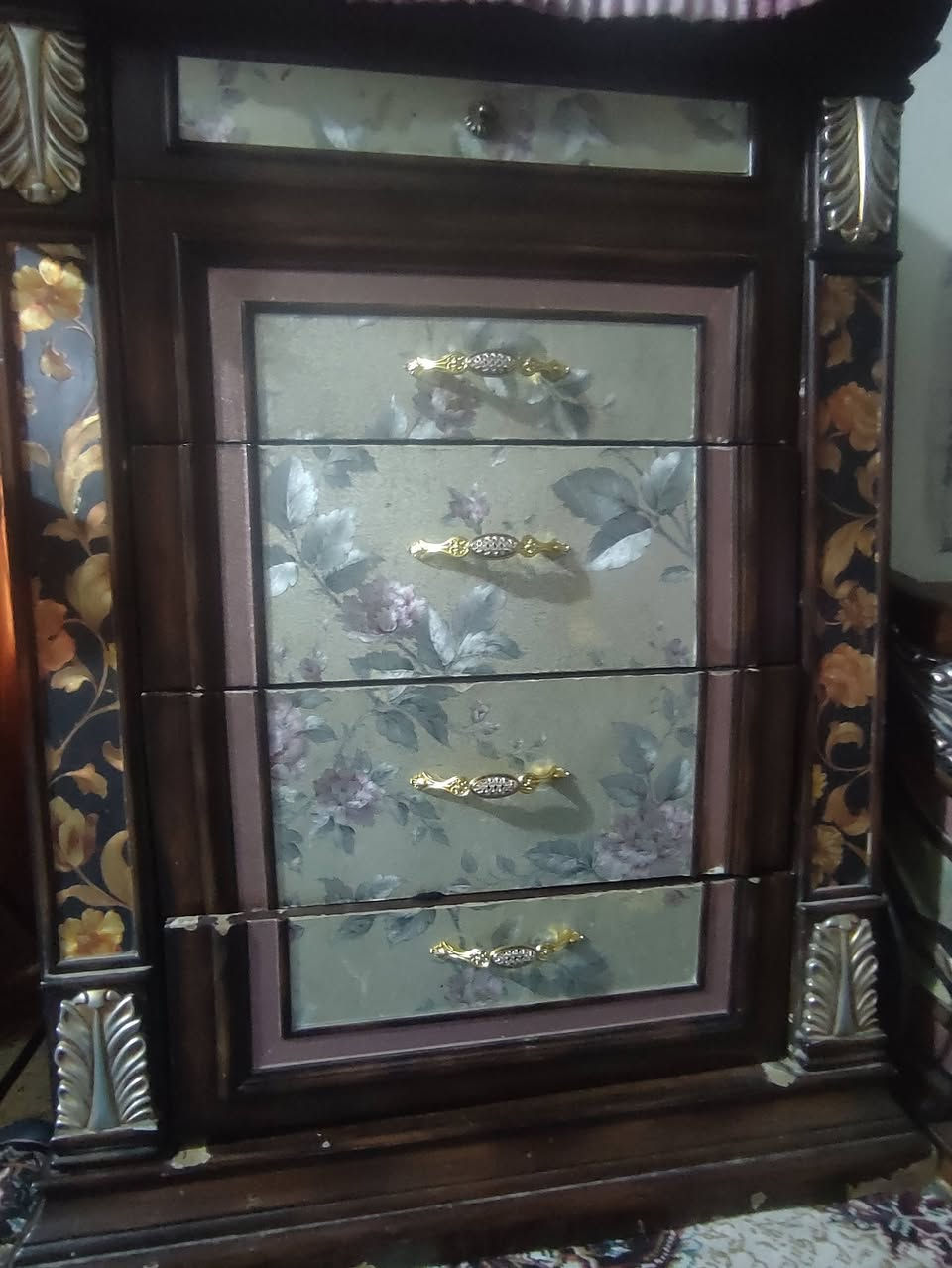 السلام عليكم من رخصة الادمن عندي غرفة نوم وبوفيه أريد اعرضهن للبيع الغرفة سعرها 300والبوفيه 300وبيهن مجال مكاني النجف الكوفه ناحية العباسيه مقابيل سايلو العباسيه


**إذا كنت صاحب هذا الإعلان وتريد حذفه لأي سبب، رجاءا أرسل رسالة إلى الدعم الفني**