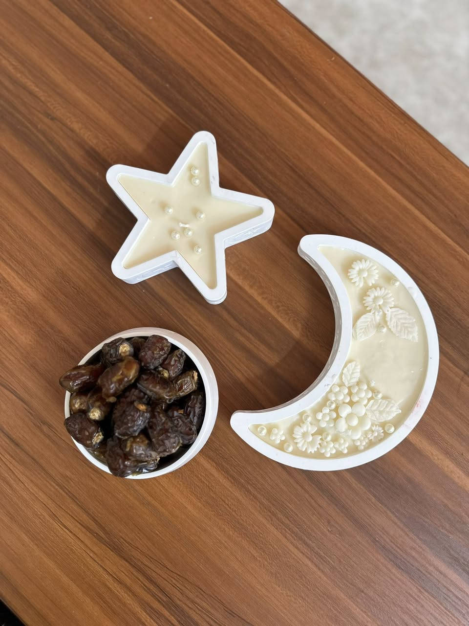 زيني بيتج بشموع رمضانيه معطره بدزاينات مختلفه وعطور فواحه🙈🤍
https://www.instagram.com/f00f76?igsh=MTZvYndrY3JmeG4yYg%3D%3D&utm_source=qr


**إذا كنت صاحب هذا الإعلان وتريد حذفه لأي سبب، رجاءا أرسل رسالة إلى الدعم الفني**