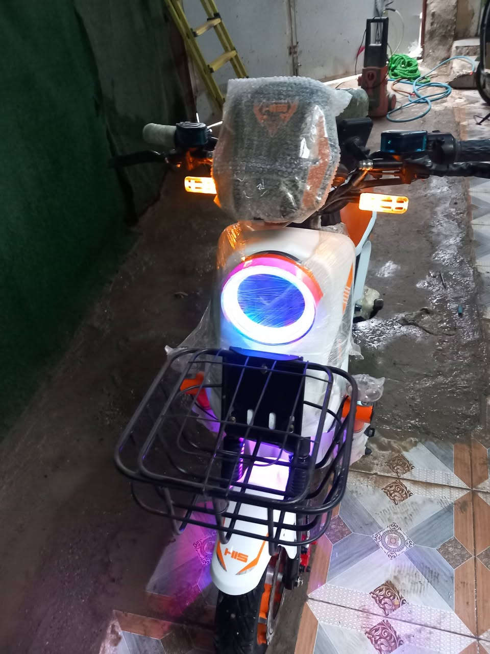 دراجه شحن للبيع استخدام شهرين سعرها ٤٥٠ مكاني بعقوبة المفرق رقم ***********
