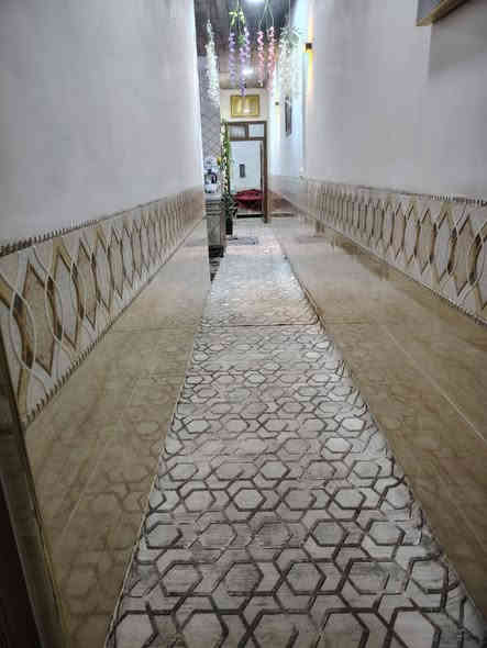 السلام عليكم
بيت 100 متر للبيع (زراعي) 

المنطقة واحد حزيران مقابيل الحصو والرمل 

السعر 55 وبيه مجال اتصل ***********
