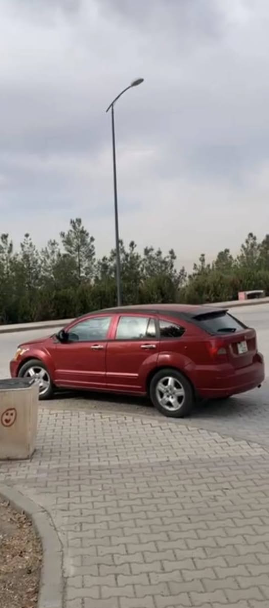 سلام عليكم دوج كاليبر رقمه ديالي نكليزي بسمي سعره 53 بيهة مجال هزه جديد مديل 2007 مكينه 2400 صرفه زين ضربته بنيد سياره مصبوغه عام جماليه نقصه كنبرسي تبريد فقط بكان بغداد رقم ***********
