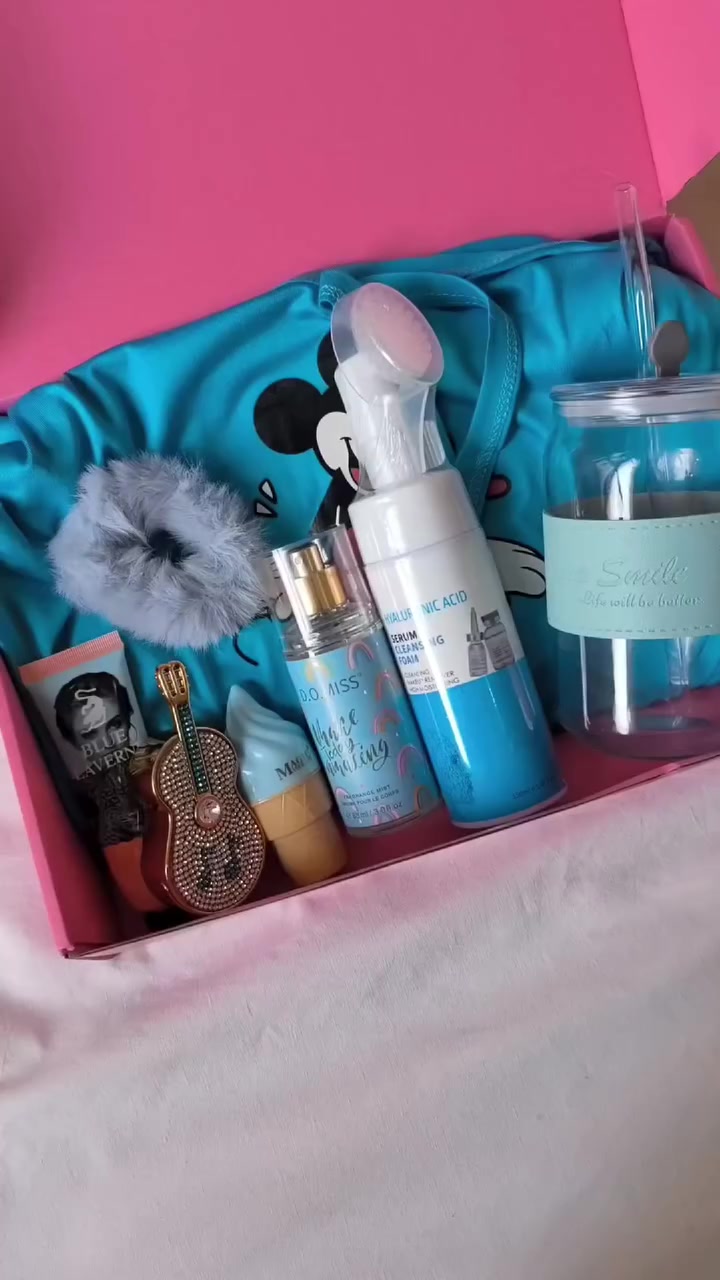 بكج للعيد تكدرين تهدي لصديقاتج أو اختج 
عروض العيد مستمره 😍😍 
وبسعر صدمة 😍 
سارعوا بالحجز


**إذا كنت صاحب هذا الإعلان وتريد حذفه لأي سبب، رجاءا أرسل رسالة إلى الدعم الفني**