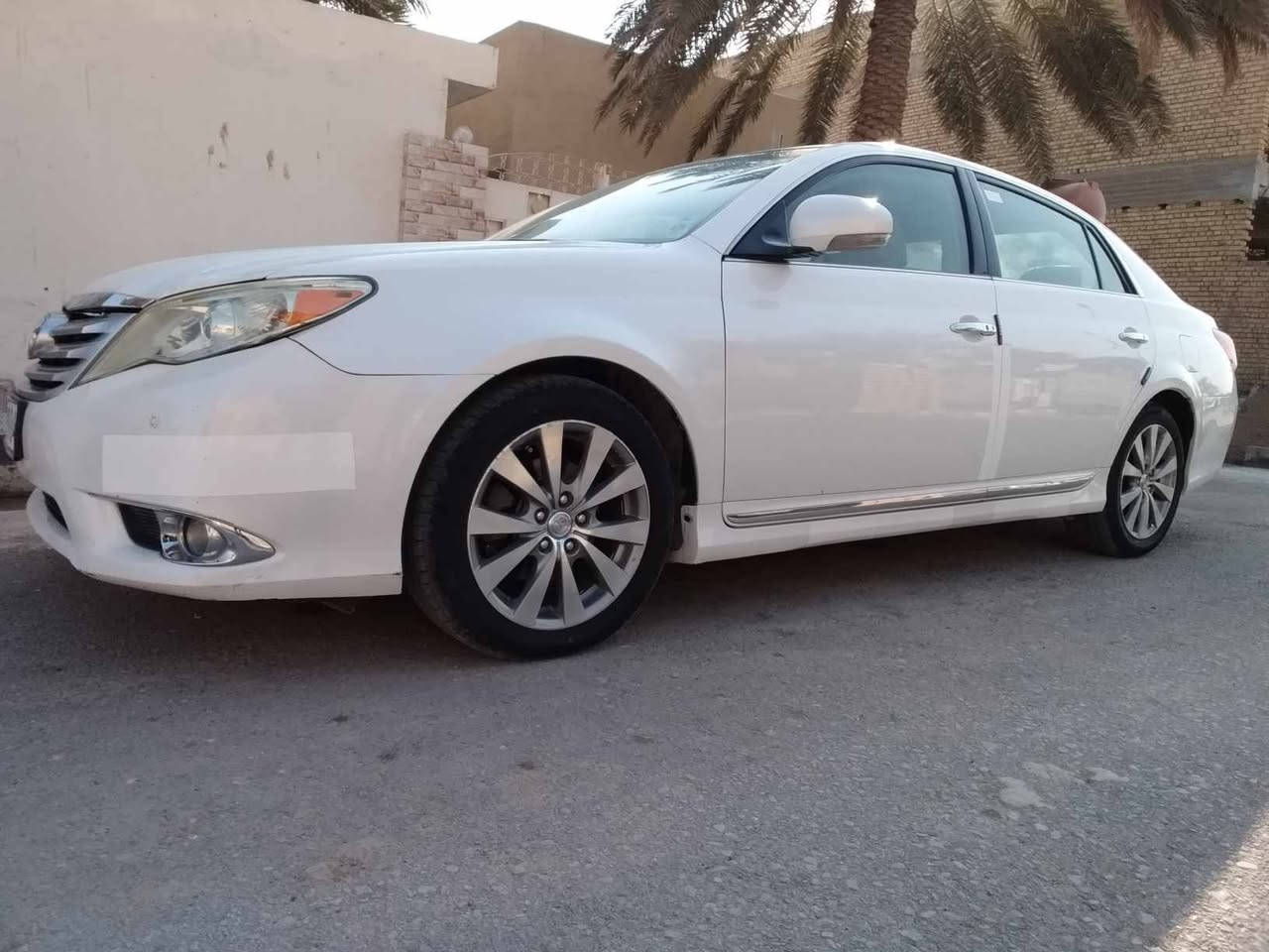 افلون خليجي رقم بغداد دولي فول مواصفات ١/١ 
محرك ٣٥٠٠ ٦ سلندر 
ماشيه ١٧٥ الف حقيقي 
كشنات تدفئه تبريد
 تخم تاير 
فتحه سقف 
حساسات أمامي خلفي 
خزن كشنات ميموري 
سعر السياره ١٩٤ قفل 
مكان السياره الكوت


**إذا كنت صاحب هذا الإعلان وتريد حذفه لأي سبب، رجاءا أرسل رسالة إلى الدعم الفني**