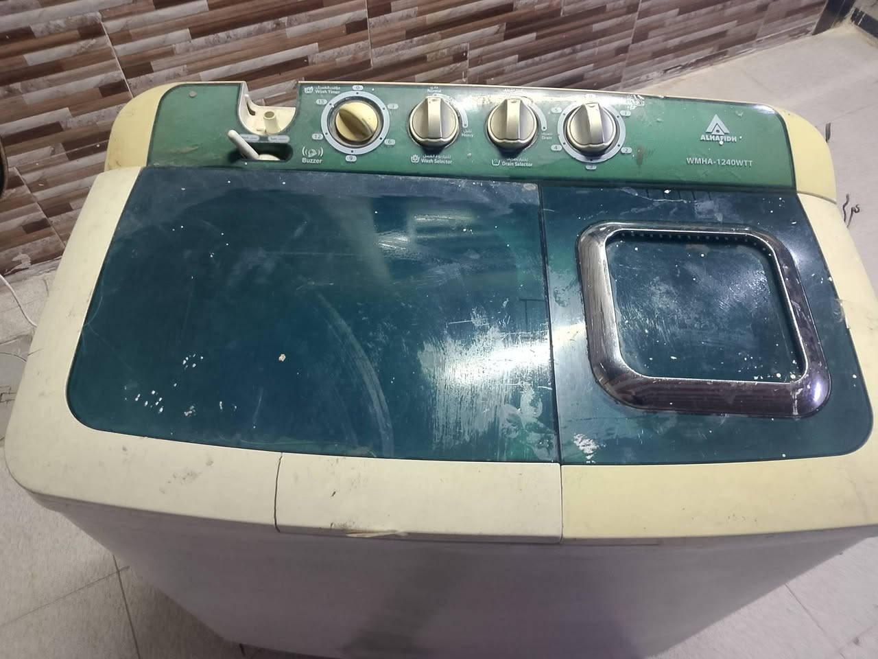 غسالة للبيع حجم كبير 60الف ***********
