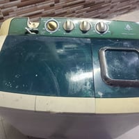 غسالة للبيع حجم كبير 60الف 07724841555