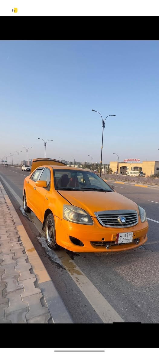 السلام عليكم
جيلي موبل مديل 2012 سنويتها لل2028 مصفره هيئه وغرامات كير ومكينه كورلا شاشه  كهربائياتها كلها شغاله تخم تاير ماناقصها شي السعر 33 وبيها مجلل مكاني البصرة الزبير للتواصل واتساب ***********
