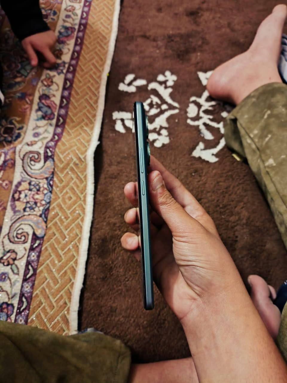 السلام عليكم جهاز كل جديد استخدام صار له 20 يوم السعر 490 وفي مجال بسيط تواصل او الاتصال ***********.      ***********
