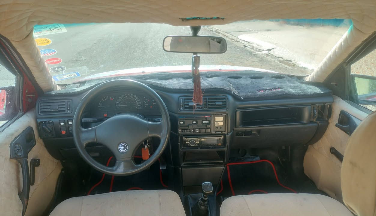 اوبل فكتره حجم 20مشروح وطني رقم بغداد شرط التحويل صبغ جماليه موديل 1992السعر ٢٩ ورقه مكاني كركوك  ***********
