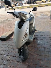 دراجه سيام جيتي للبيع دراجه معروفه مواصفاته  عوزخا تنضيف كابريتر وتريش...