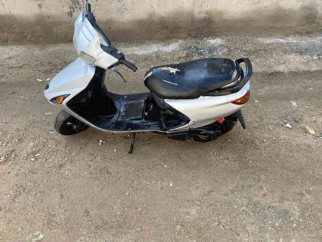 السلام عليكم عاده منشور ببسب وعاد كاذبه دراجه اللبيع فراشه ✔️ فحل كفرات نظيفه جدا كهربائيات كلها شغاله مكينه زينه ناعمه شلعه معدل فول تجي شوف بعينك كابريتر مال حاويه سعر 250مكاني الكفل بابل رقمي ***********
