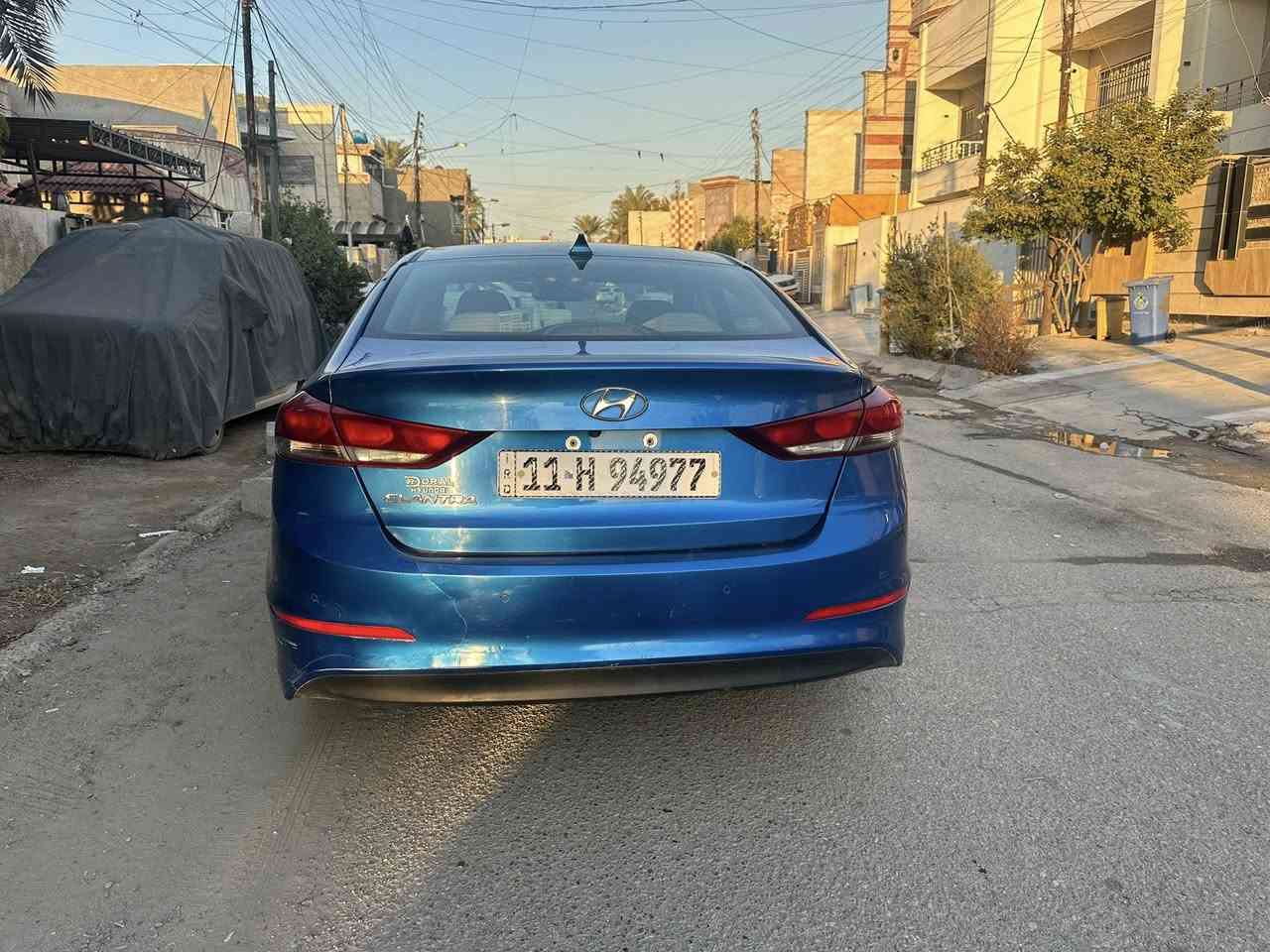 السلام عليكم 
النترا 2017 فول مواصفات
وارد امريكي
حادثهه 3 قطع الامامية بندي وجاملغين صبغ
السعر 115 وبيه مجال
***********
