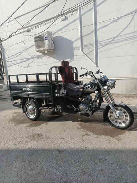 ستوته رقم وسنويه مداور ثاني يوم مديل 2021 السعر 2ونص  شراي طب خاص ***********
