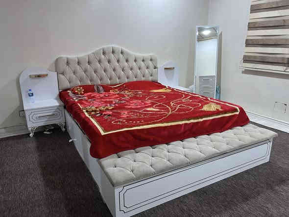 غرفه نوم 9 قطع سعر 450/000 مجال 
عنوان دوميز رقم الهاتف *********** واتس موجود
