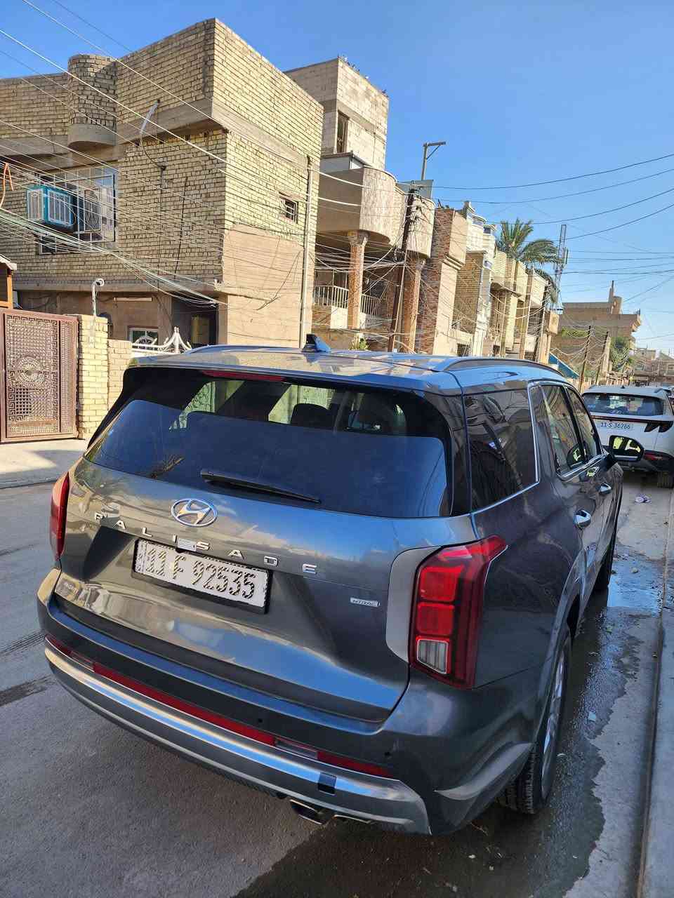 السلام عليكم  
مكلف بالنشر 
بلسايد موديل 24 مواصفاتها فول عدا الفتحة
مرقمه  بغداد حرة التحويل ثاني يوم 
العنوان بغداد _ الأمين الثانيه 
جاهزه للبيع + صور أمريكا + رقم شاصي موجود بالصور اخر شي
السعر 275 وبيها شي بسيط
للاستفسار ***********
