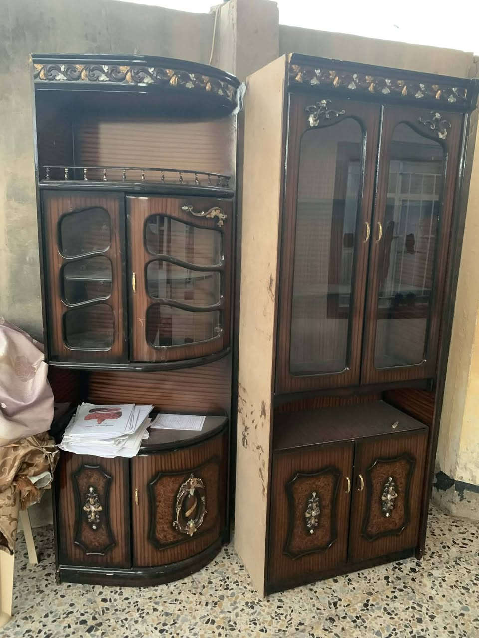 معرض خشب حطاطه نضيف جديد الطول 3 مترات والعرض اكثر من متر ونص مكانه رمادي جزيرت البعلي جاسم سعره 650 قفل اي ستفسار خاص او اتصال عل رقم بي واتساب ‏‪***********‬‏
