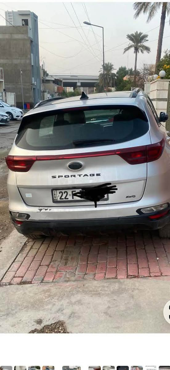 للبيع سبورتج موديل ٢٢ 
حادثها صندوك خلفي 
و بيها ملاحظات بالبدي 
للاستفسار ع الرقم 
*********** بغداد, العراق
